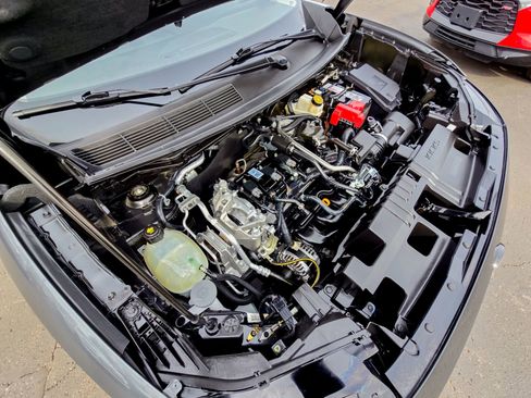 Used 2025 Nissan Kicks SV image 35