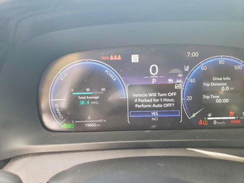 Used 2023 Toyota Crown XLE image 8