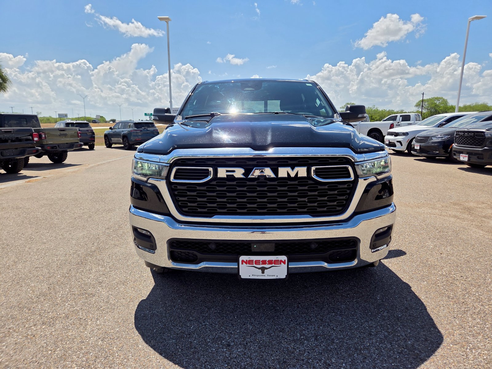 Used 2025 RAM 1500 Big Horn AWD/4WD image 2