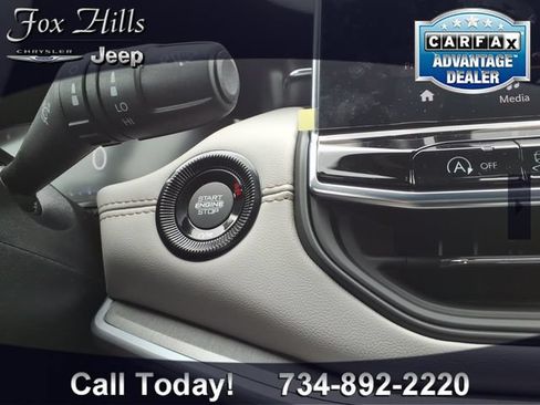 New 2026 Jeep Compass Limited AWD/4WD image 23
