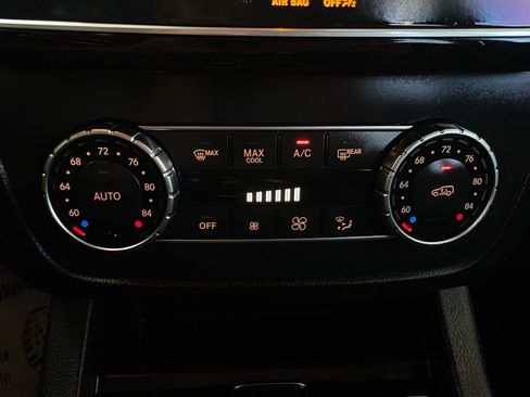 Used 2018 Mercedes-Benz GLE 350 w/ Premium 1 Package image 40