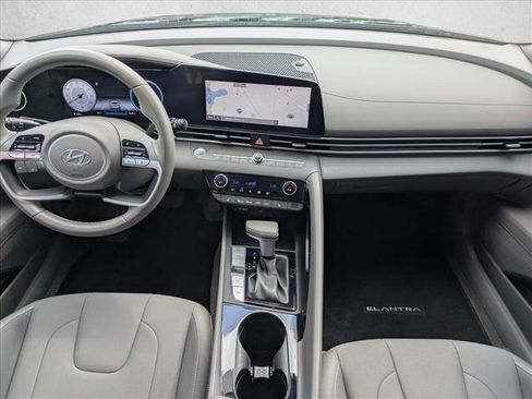 Used 2023 Hyundai Elantra SEL w/ Convenience Package FWD image 19