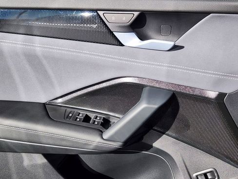 New 2026 Volkswagen Tiguan SE R-Line AWD/4WD image 13