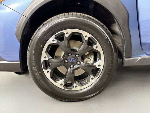 Used 2021 Subaru Crosstrek 2.0i Premium w/ Moonroof Package AWD/4WD image 32
