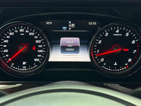 Used 2017 Mercedes-Benz E 300 image 22