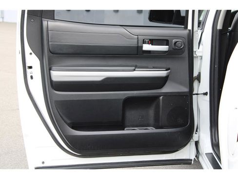 Used 2019 Toyota Tundra Limited image 11