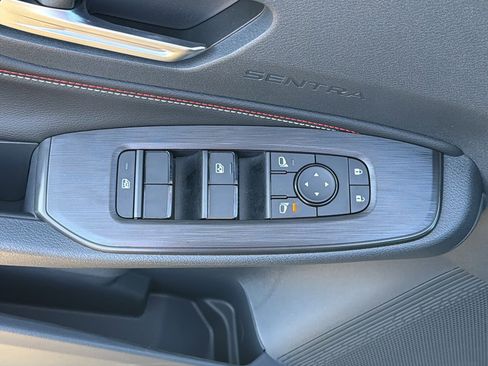 New 2026 Nissan Sentra SR w/ Floor Mat Package image 18