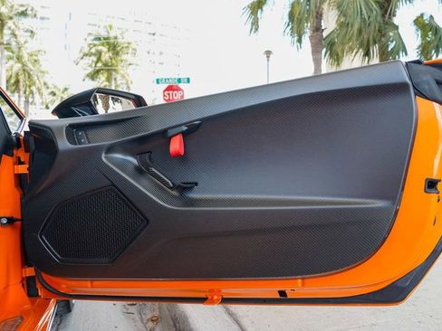 Used 2022 Lamborghini Huracan STO image 69