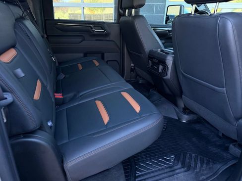 Used 2024 GMC Sierra 2500 AT4 w/ AT4 Premium Plus Package AWD/4WD image 43