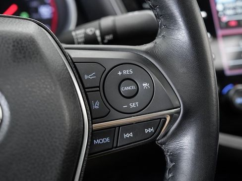 Used 2019 Toyota Camry XSE image 14