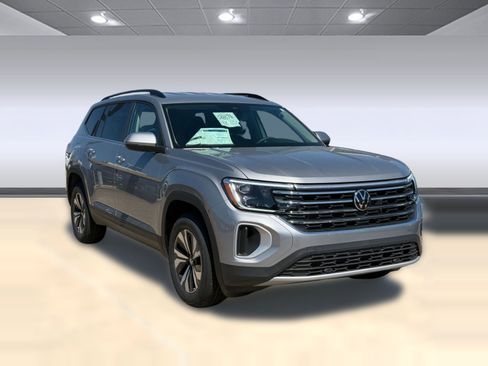 New 2026 Volkswagen Atlas SE image 7