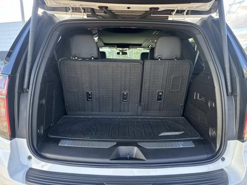 Used 2023 Chevrolet Tahoe Z71 w/ Luxury Package image 8