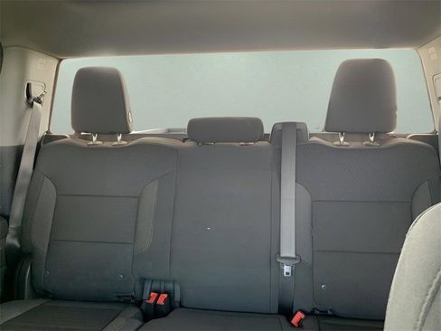 Used 2024 GMC Sierra 1500 SLE image 30