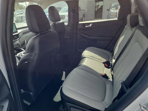 New 2025 Ford Escape SE w/ PHEV Premium Package image 19