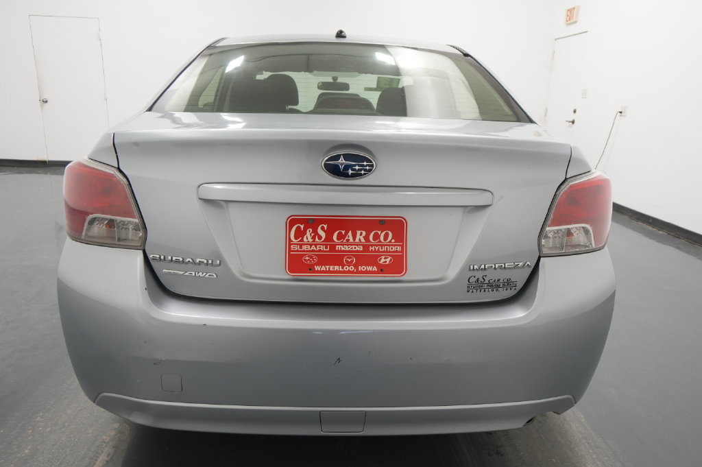 Used 2013 Subaru Impreza 2.0i AWD/4WD image 7