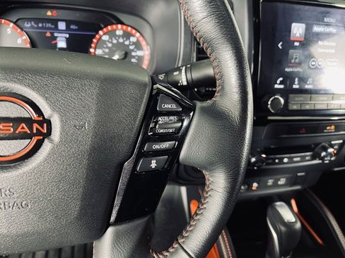Used 2022 Nissan Frontier PRO-4X w/ Technology Package image 25