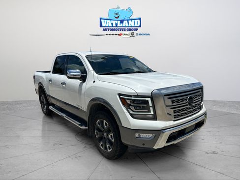 Used 2021 Nissan Titan Platinum Reserve w/ Moonroof Package AWD/4WD image 7