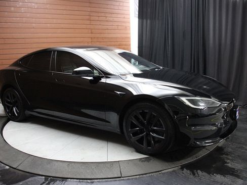 Used 2022 Tesla Model S Plaid image 53