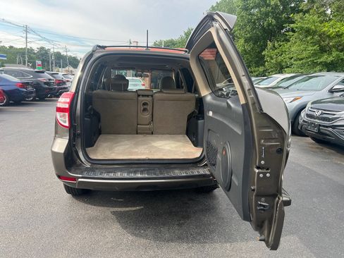 Used 2010 Toyota RAV4 Limited image 5