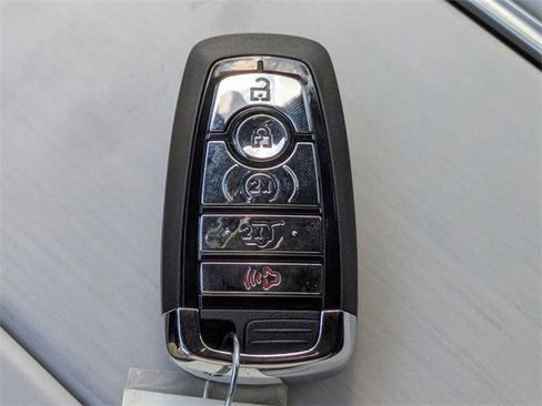 New 2025 Lincoln Navigator Reserve w/ Jet Appearance Package image 29