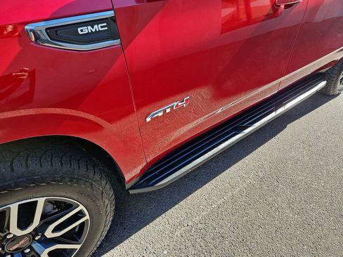 Used 2021 GMC Yukon XL AT4 w/ LPO, Illumination Package image 10