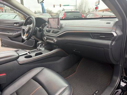 Used 2020 Nissan Altima 2.5 SR image 16