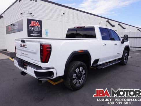 Used 2024 GMC Sierra 2500 Denali w/ Denali Reserve Package AWD/4WD image 3