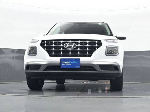 Certified 2024 Hyundai Venue SEL FWD image 22