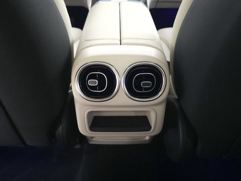 Certified 2026 Mercedes-Benz GLC 300 4MATIC image 28