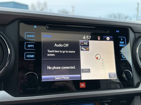 Used 2019 Toyota Tacoma Limited image 36