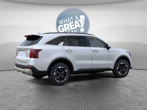 New 2026 Kia Sorento S image 6