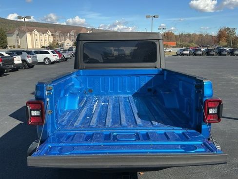 Used 2021 Jeep Gladiator Rubicon w/ Safety Group image 27