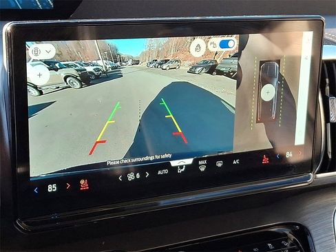 Used 2025 Ford Expedition Max Platinum image 18