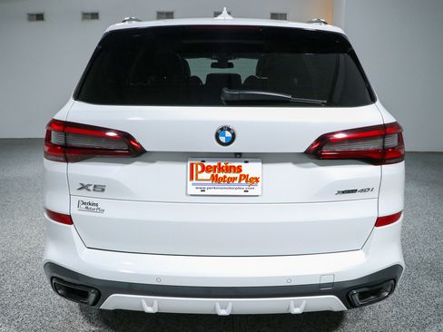 Used 2023 BMW X5 xDrive40i w/ M Sport Package AWD/4WD image 8