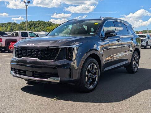 New 2026 Kia Sorento S w/ S Panoramic Sunroof Package image 3