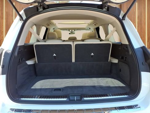 Used 2020 Mercedes-Benz GLS 450 4MATIC image 33