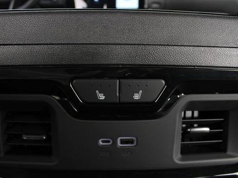 New 2026 GMC Sierra 1500 AT4 image 22