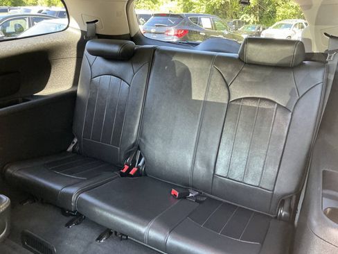 Used 2013 Buick Enclave Leather w/ LPO, Cargo Convenience Pkg FWD image 32