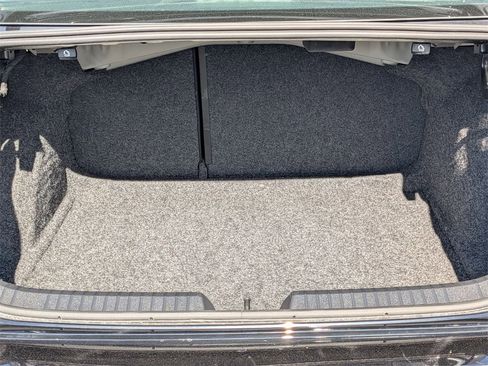 Used 2025 Volkswagen Jetta Sport image 28