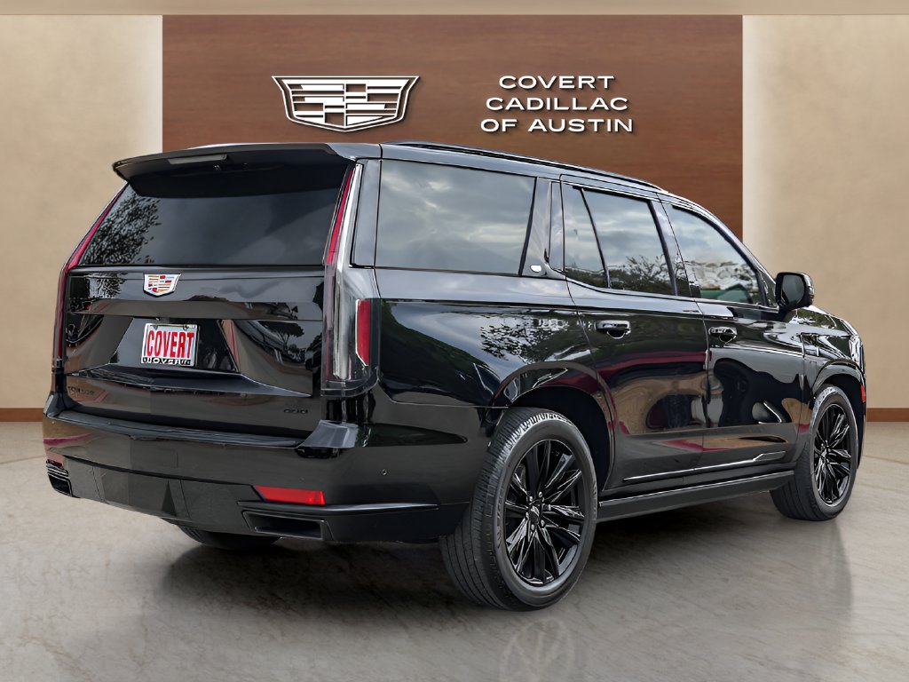 Used 2022 Cadillac Escalade Sport Platinum AWD/4WD image 4