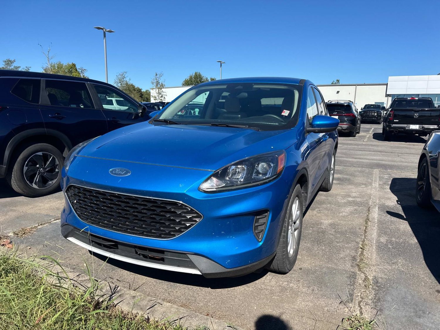 Used 2020 Ford Escape SE FWD image 14