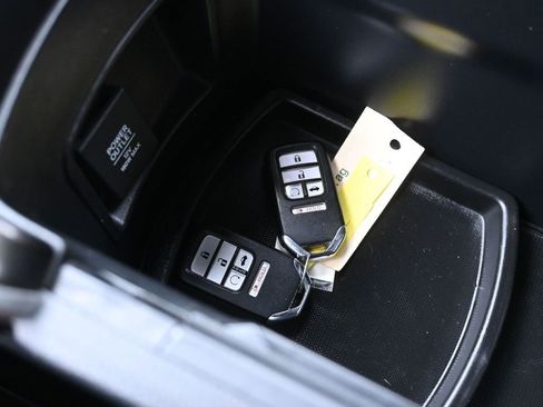 Certified 2022 Honda Accord Sport image 19