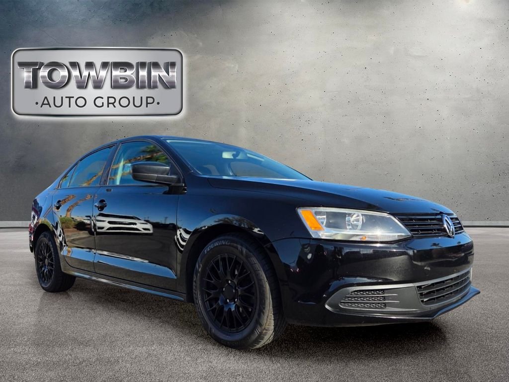 Used 2013 Volkswagen Jetta S FWD image 2