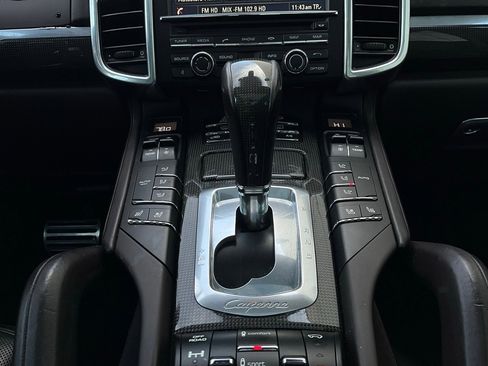 Used 2016 Porsche Cayenne GTS image 26