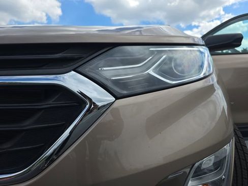 Used 2018 Chevrolet Equinox LS image 30