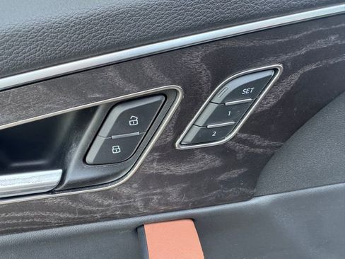 Used 2023 Audi Q7 2.0T Premium Plus w/ Premium Plus Package image 9