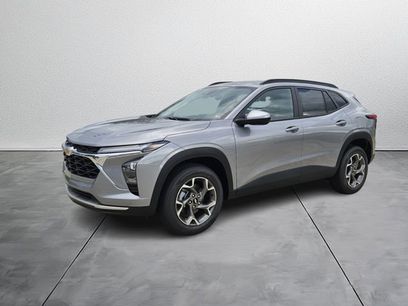 New 2025 Chevrolet Trax LT w/ Driver Confidence Package