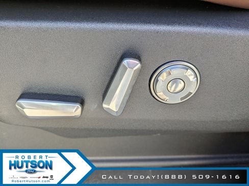 New 2025 Lincoln Navigator Reserve image 21