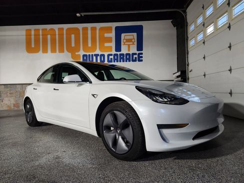 Used 2020 Tesla Model 3 Long Range image 1