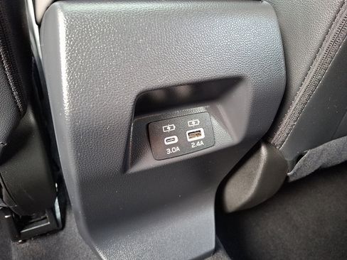 Certified 2024 Subaru Crosstrek 2.0i Premium image 11